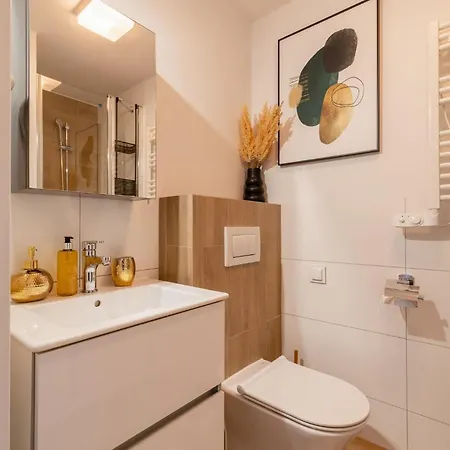 Apartment Rentplanet - Dyrekcyjna