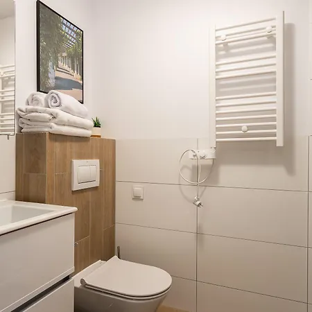 Διαμέρισμα Rentplanet - Dyrekcyjna *