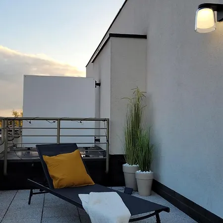 Rentplanet - Dyrekcyjna Appartement *