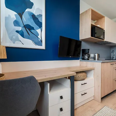 Rentplanet - Dyrekcyjna Apartamento *