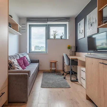 Rentplanet - Dyrekcyjna Apartamento Breslavia