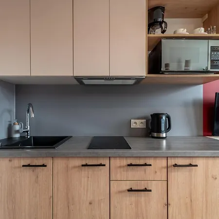 Rentplanet - Dyrekcyjna Apartamento