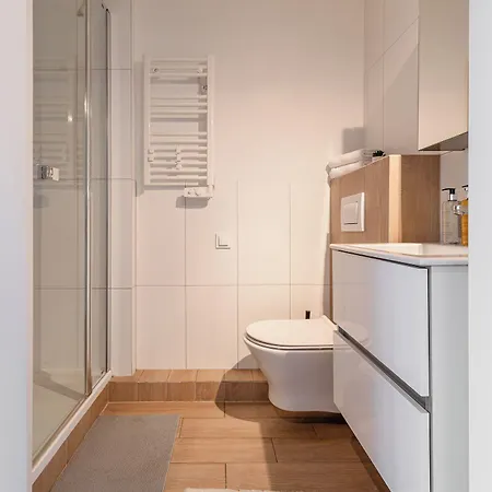 Rentplanet - Dyrekcyjna Appartamento *