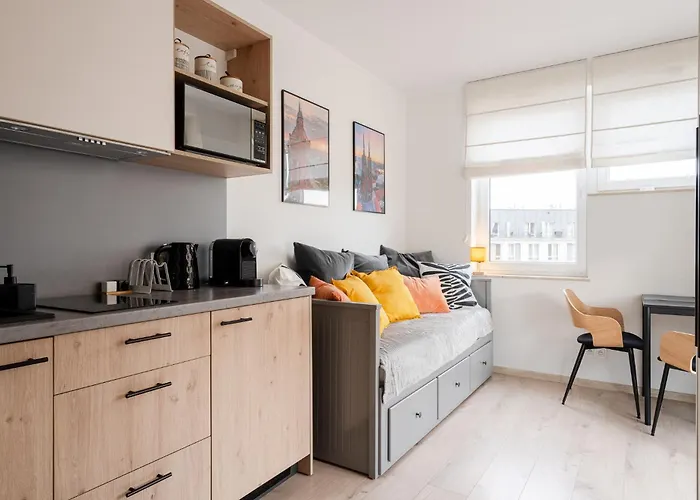 Rentplanet - Dyrekcyjna Appartamento Breslavia