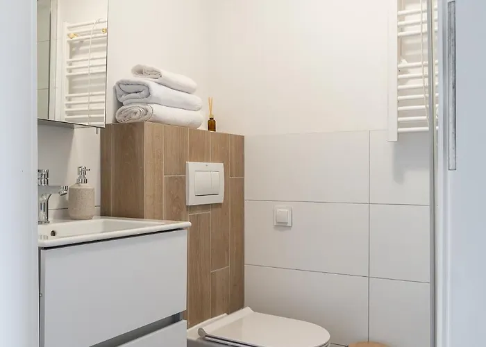 Appartamento Rentplanet - Dyrekcyjna Breslavia